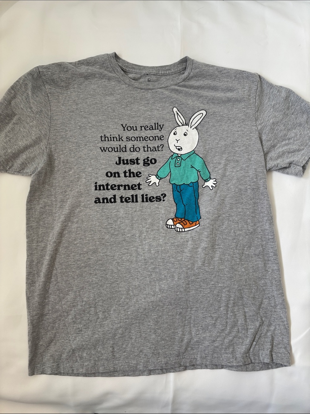Gray Short Sleeve Graphic Tee with Rabbit Illustration -409sku